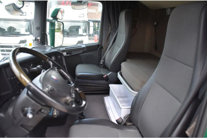 Scania R520 HL V8 8x2 - EURO 6 - MANUAL - RETARDER - WHEELBASE: 510 cm - 10 TONS FRONT AXLE - XENON - - Camion transport containere/ Swap body: Foto 4 Scania R520 HL V8 8x2 - EURO 6 - MANUAL - RETARDER - WHEELBASE: 510 cm - 10 TONS FRONT AXLE - XENON - - Camion transport containere/ Swap body: Foto 4
