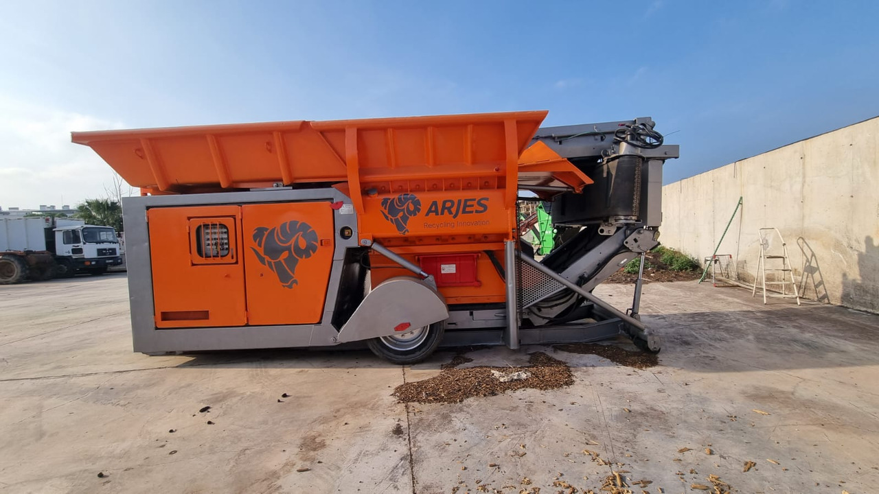 ARJES VZ750D - Tocător de lemne: Foto 1 ARJES VZ750D - Tocător de lemne: Foto 1