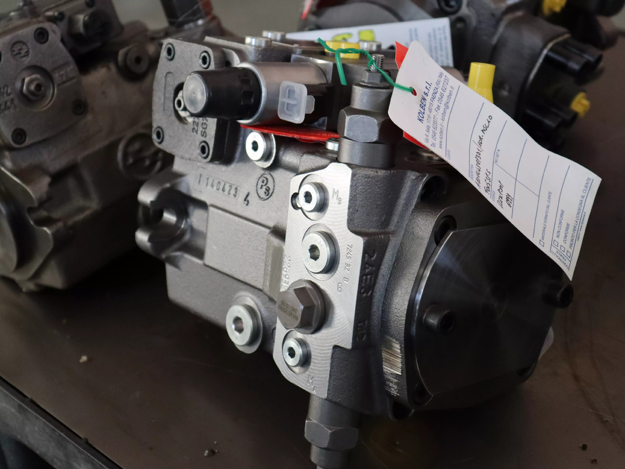 REXROTH A10VG45EP3D1/10R-NSC10F015SP-S - Pompa hidraulica pentru Stivuitor: Foto 2 REXROTH A10VG45EP3D1/10R-NSC10F015SP-S - Pompa hidraulica pentru Stivuitor: Foto 2
