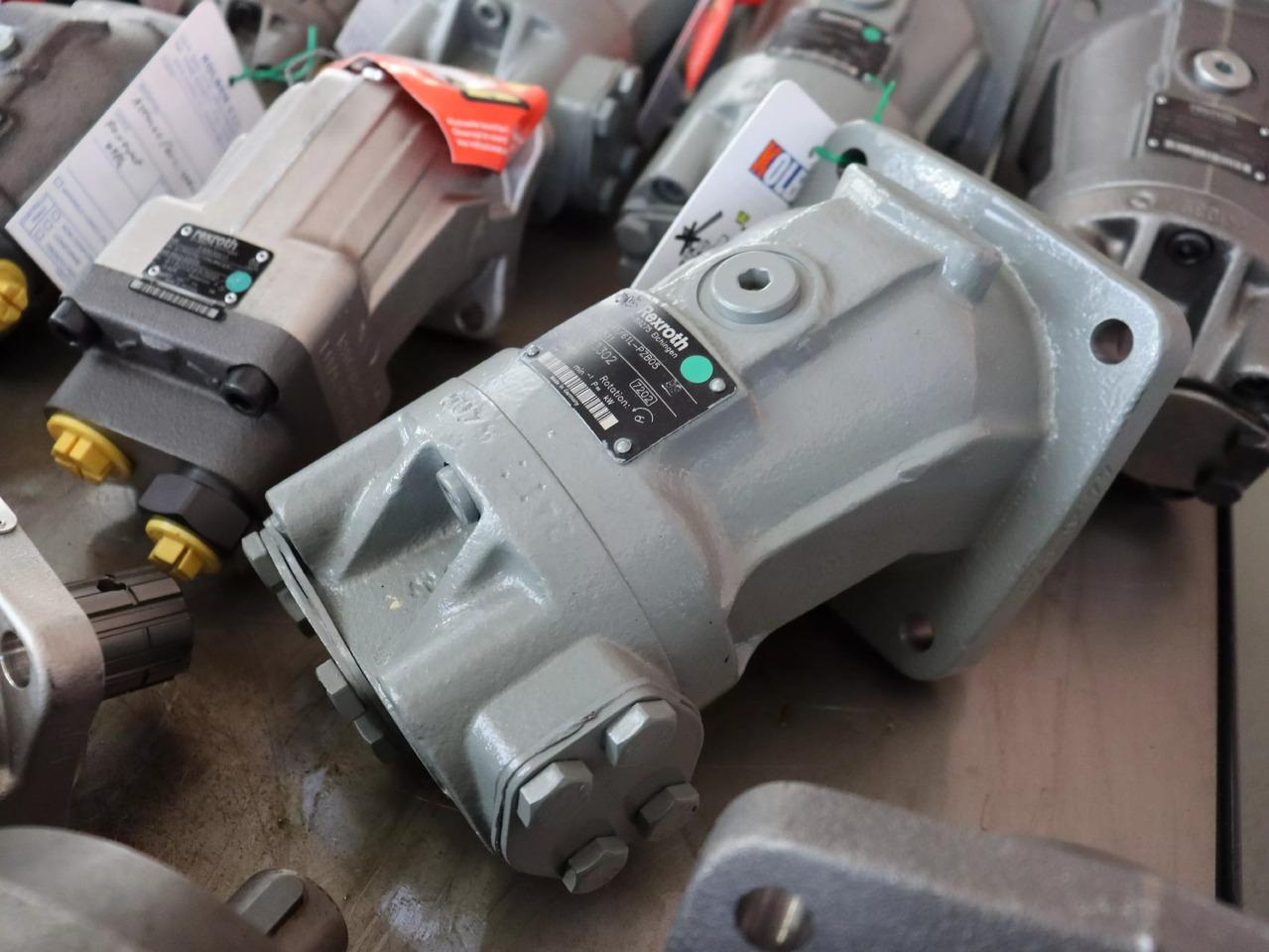 REXROTH A2FO45/61L-PZB05 - Pompa hidraulica pentru Utilaje constructii: Foto 1 REXROTH A2FO45/61L-PZB05 - Pompa hidraulica pentru Utilaje constructii: Foto 1