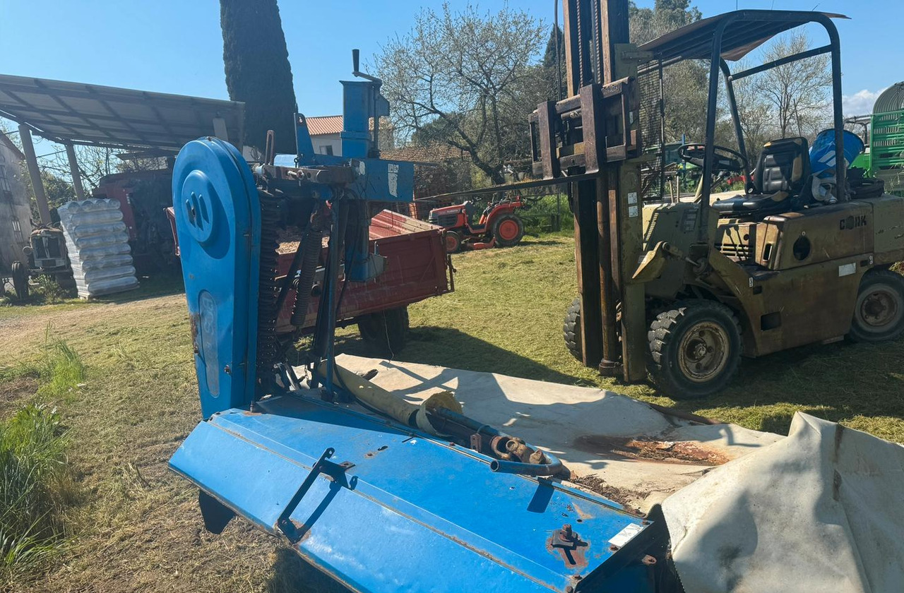 Falciacondizinatrice - Cositoare: Foto 1 Falciacondizinatrice - Cositoare: Foto 1