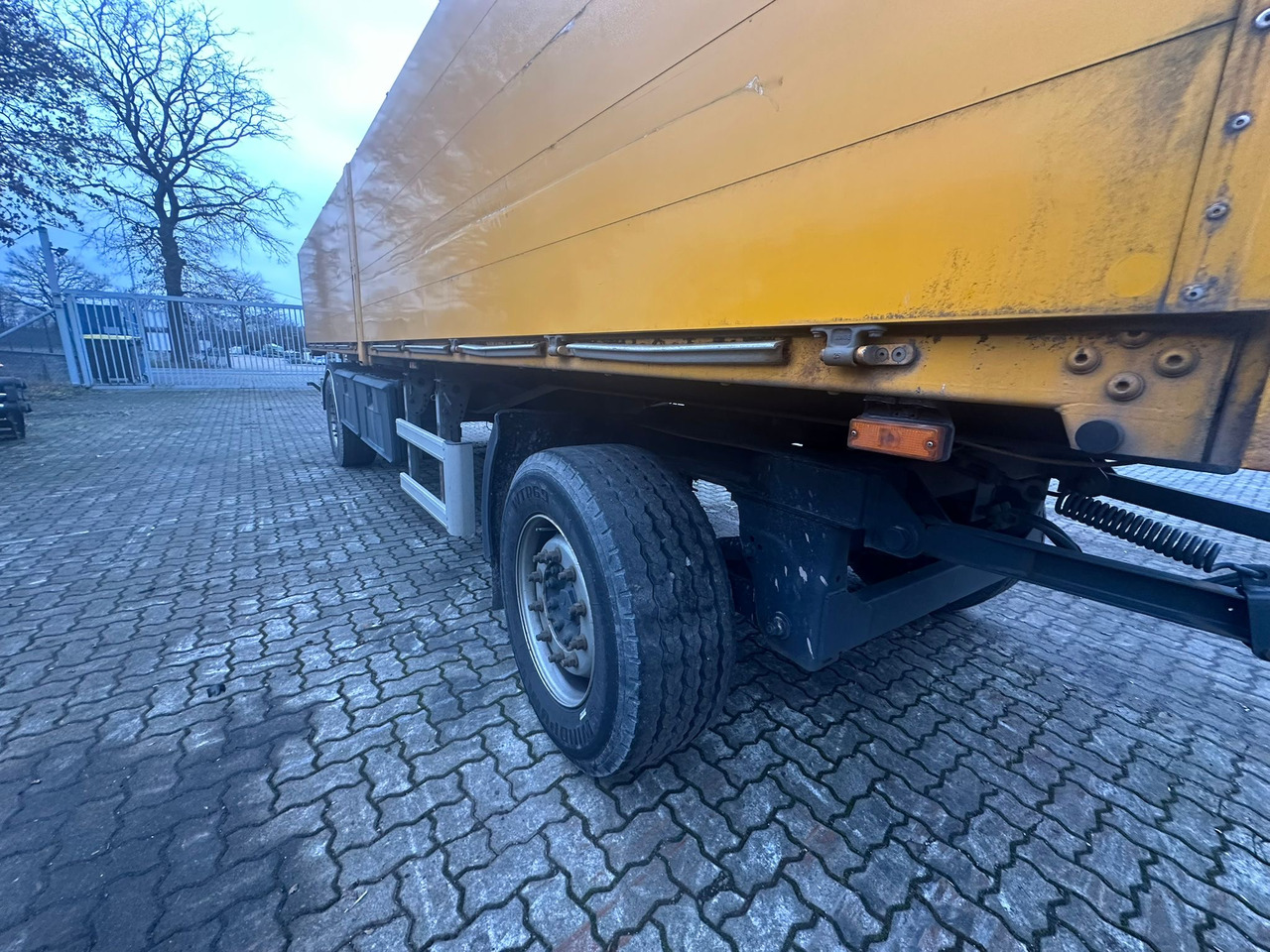IVECO STRALIS 420 truck open box with TEREX loading crane 290.2E-A3 - Camion cu cârlig, Camion cu macara: Foto 5 IVECO STRALIS 420 truck open box with TEREX loading crane 290.2E-A3 - Camion cu cârlig, Camion cu macara: Foto 5