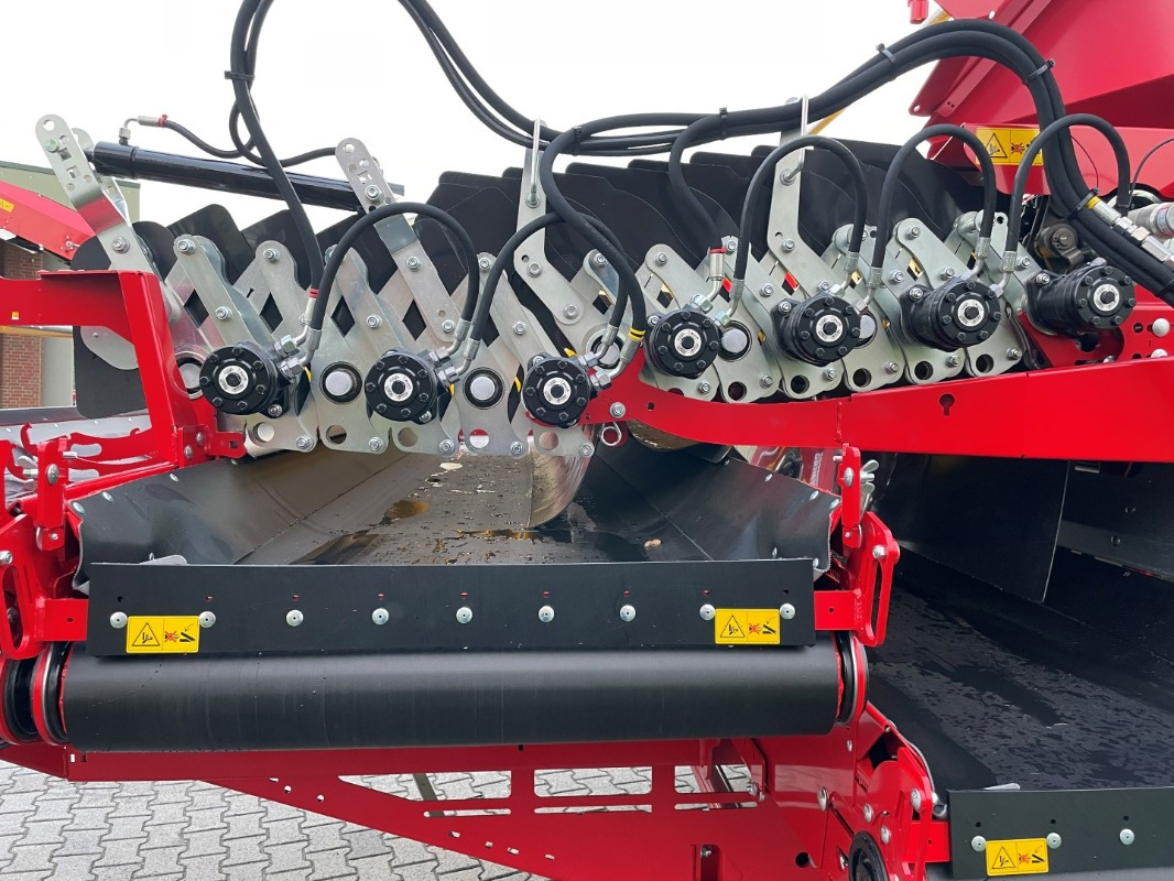 Grimme RH 24-60 CF - Rental - Utilaje de depozitat: Foto 5 Grimme RH 24-60 CF - Rental - Utilaje de depozitat: Foto 5