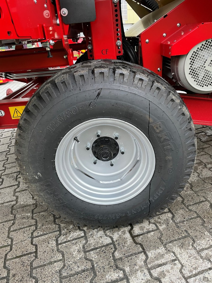 Grimme RH 24-60 CF - Rental - Utilaje de depozitat: Foto 4 Grimme RH 24-60 CF - Rental - Utilaje de depozitat: Foto 4