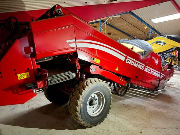 Grimme CS-150 RotaPower XL - Combină de recoltat cartofi: Foto 4 Grimme CS-150 RotaPower XL - Combină de recoltat cartofi: Foto 4