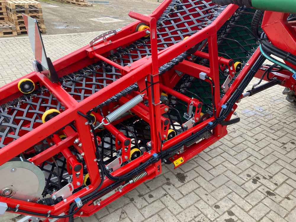ASA-Lift ASA Lift TC1010E Single Row Trailed Cabbage Harvester - Combina de recoltat struguri: Foto 4 ASA-Lift ASA Lift TC1010E Single Row Trailed Cabbage Harvester - Combina de recoltat struguri: Foto 4