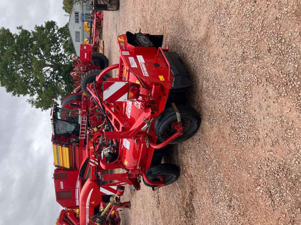 Grimme Grimme HT 210 Front Mounted Self-Propelled Topper - Combină agricola: Foto 1 Grimme Grimme HT 210 Front Mounted Self-Propelled Topper - Combină agricola: Foto 1