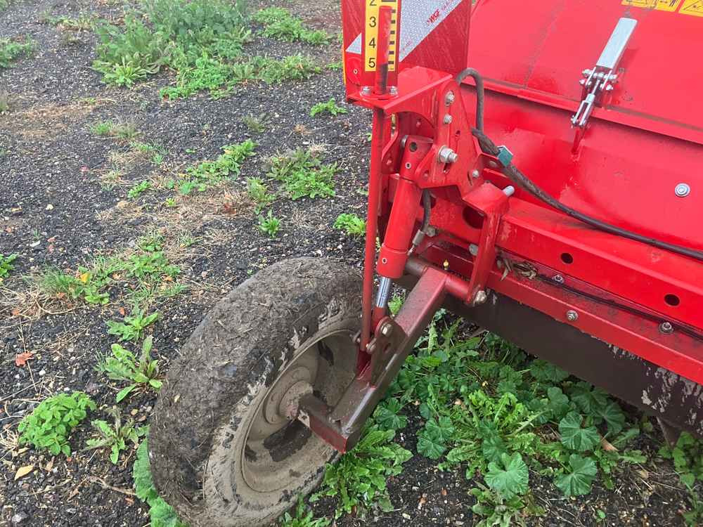 Grimme TOPPA 800 COMBI - Combină agricola: Foto 4 Grimme TOPPA 800 COMBI - Combină agricola: Foto 4