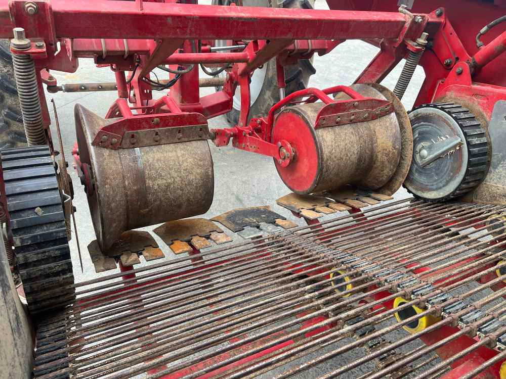 Grimme VARITRON 200 / 220 / 270 - Combină agricola: Foto 5 Grimme VARITRON 200 / 220 / 270 - Combină agricola: Foto 5