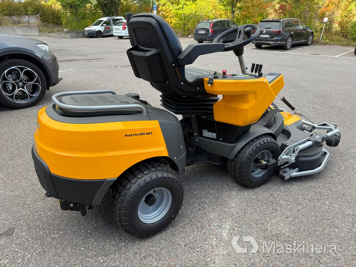 Åkgräsklippare Stiga Park Pro 900 AWX ink Klippaggregat & Snöslunga - Maşină de tuns iarba: Foto 5 Åkgräsklippare Stiga Park Pro 900 AWX ink Klippaggregat & Snöslunga - Maşină de tuns iarba: Foto 5