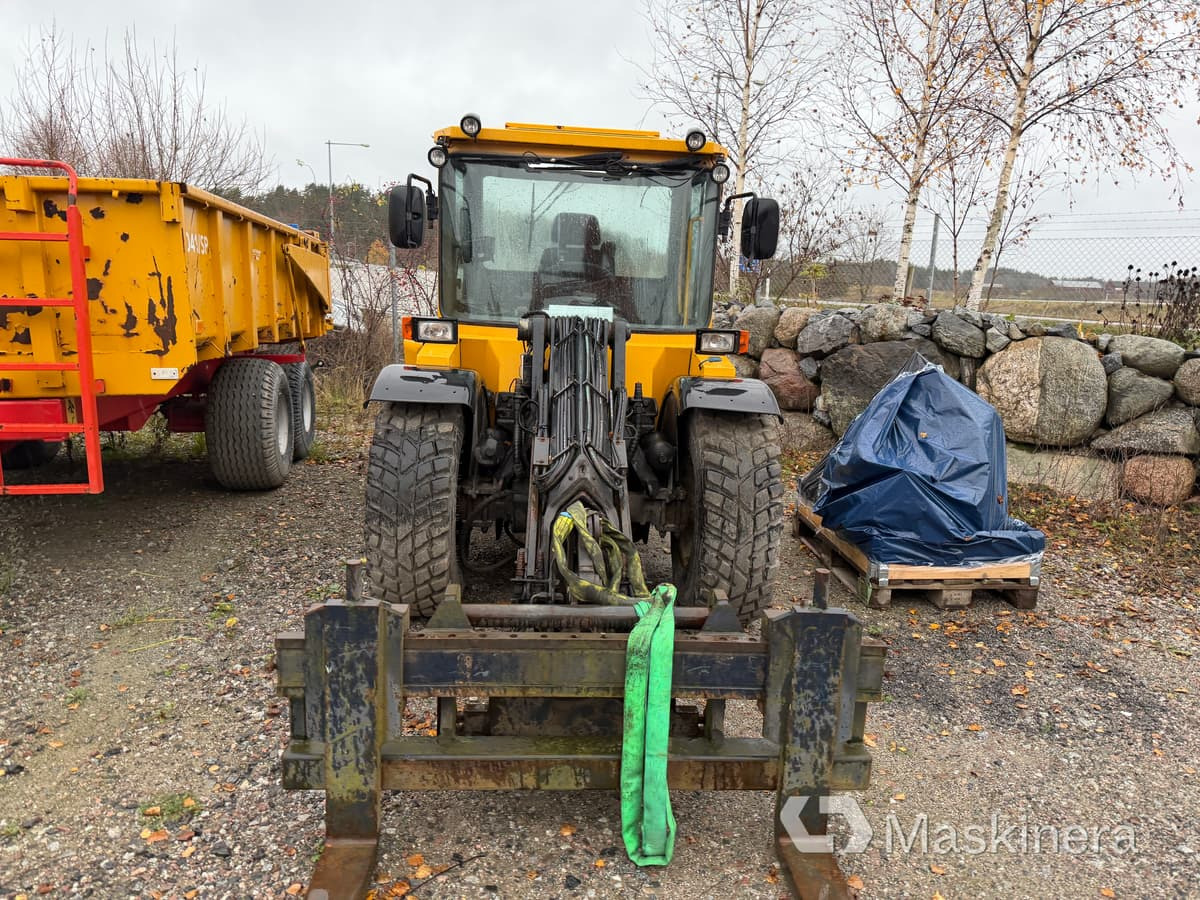 Redskapsbärare Lundberg 4200 LS Teleskop (Repobjekt) - Alte utilaje: Foto 3 Redskapsbärare Lundberg 4200 LS Teleskop (Repobjekt) - Alte utilaje: Foto 3
