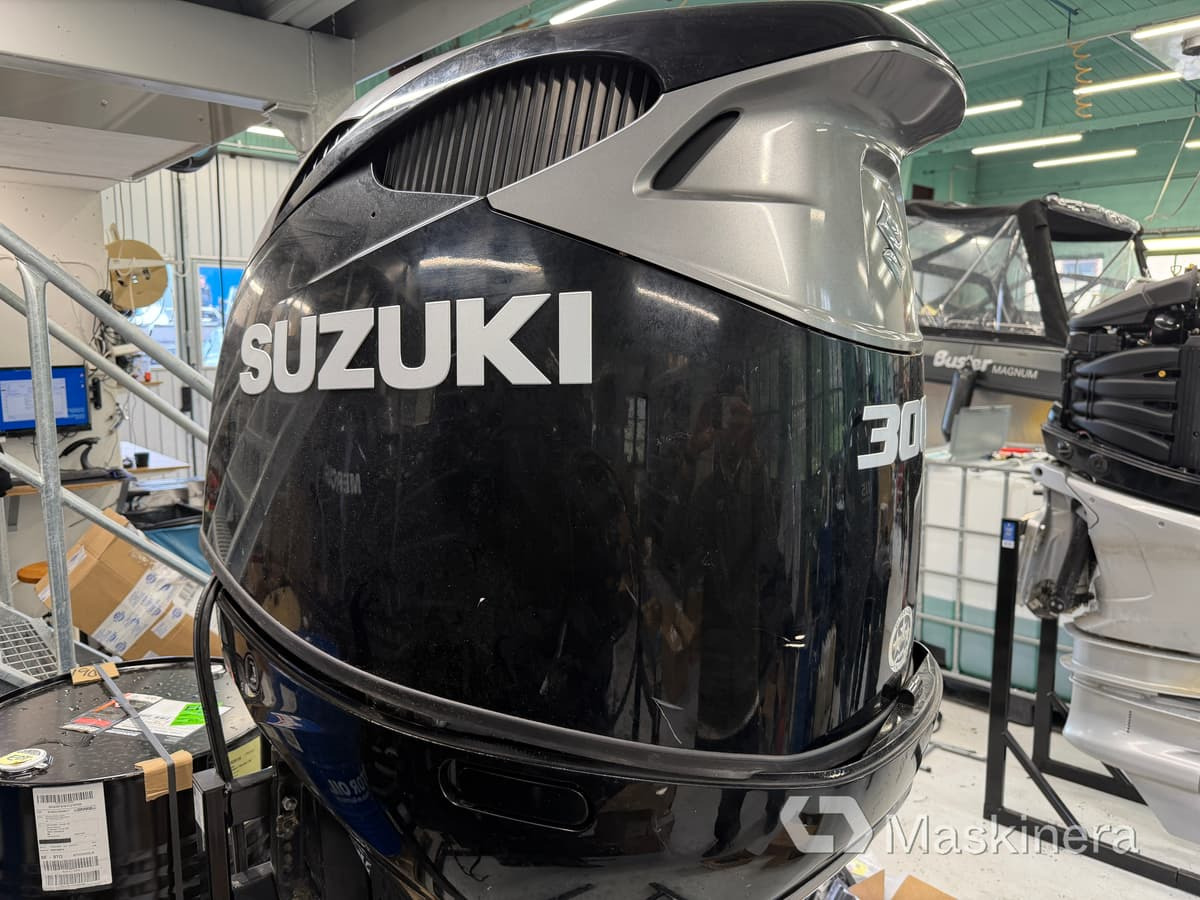 Båtmotor Suzuki DF300B 300hk - Motor pentru Alte utilaje: Foto 4 Båtmotor Suzuki DF300B 300hk - Motor pentru Alte utilaje: Foto 4