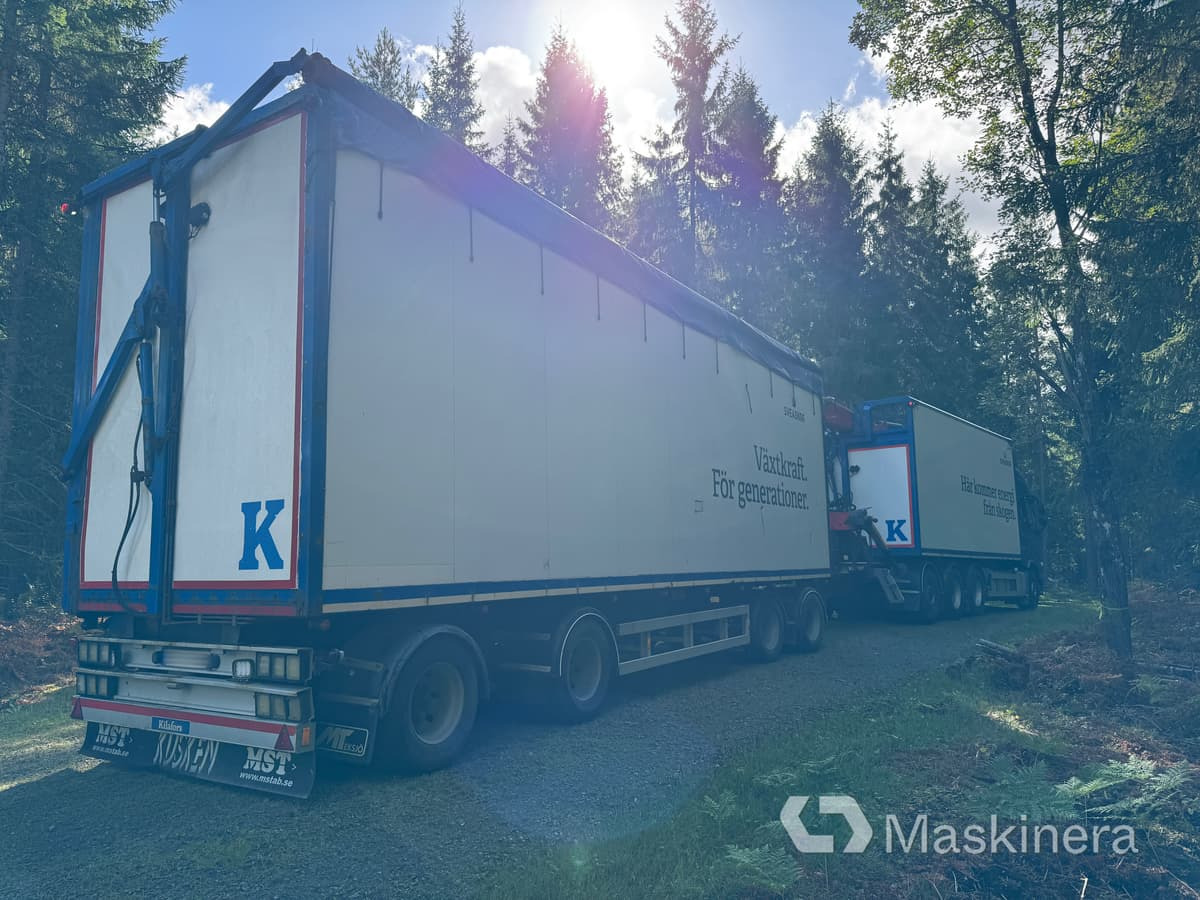 Flisbil Volvo FH16 8X4 med kran & sidtipp - Cap tractor, Remorcă basculantă: Foto 4 Flisbil Volvo FH16 8X4 med kran & sidtipp - Cap tractor, Remorcă basculantă: Foto 4