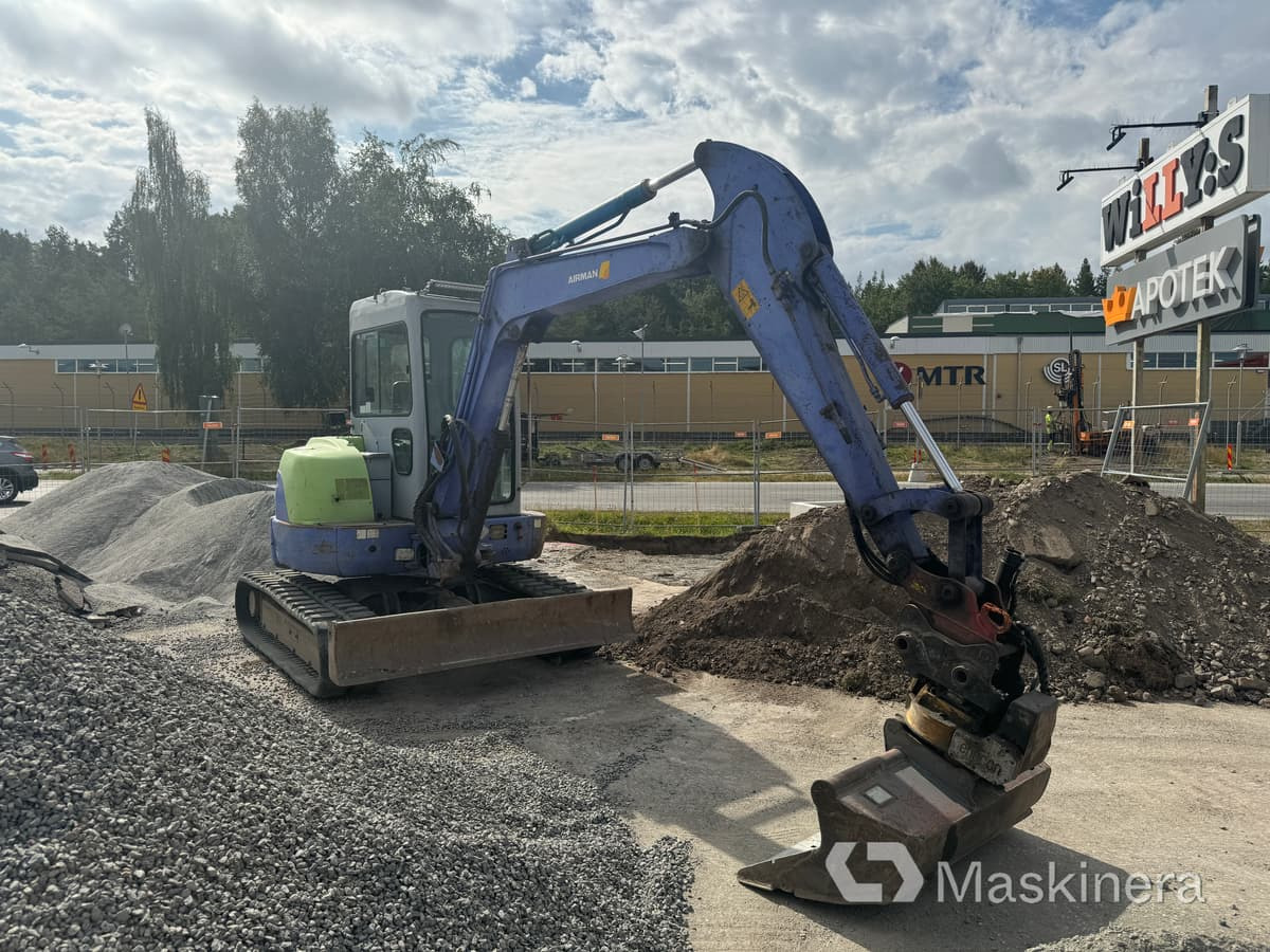 Grävmaskin Airman AX50U - Excavator pe şenile: Foto 3 Grävmaskin Airman AX50U - Excavator pe şenile: Foto 3