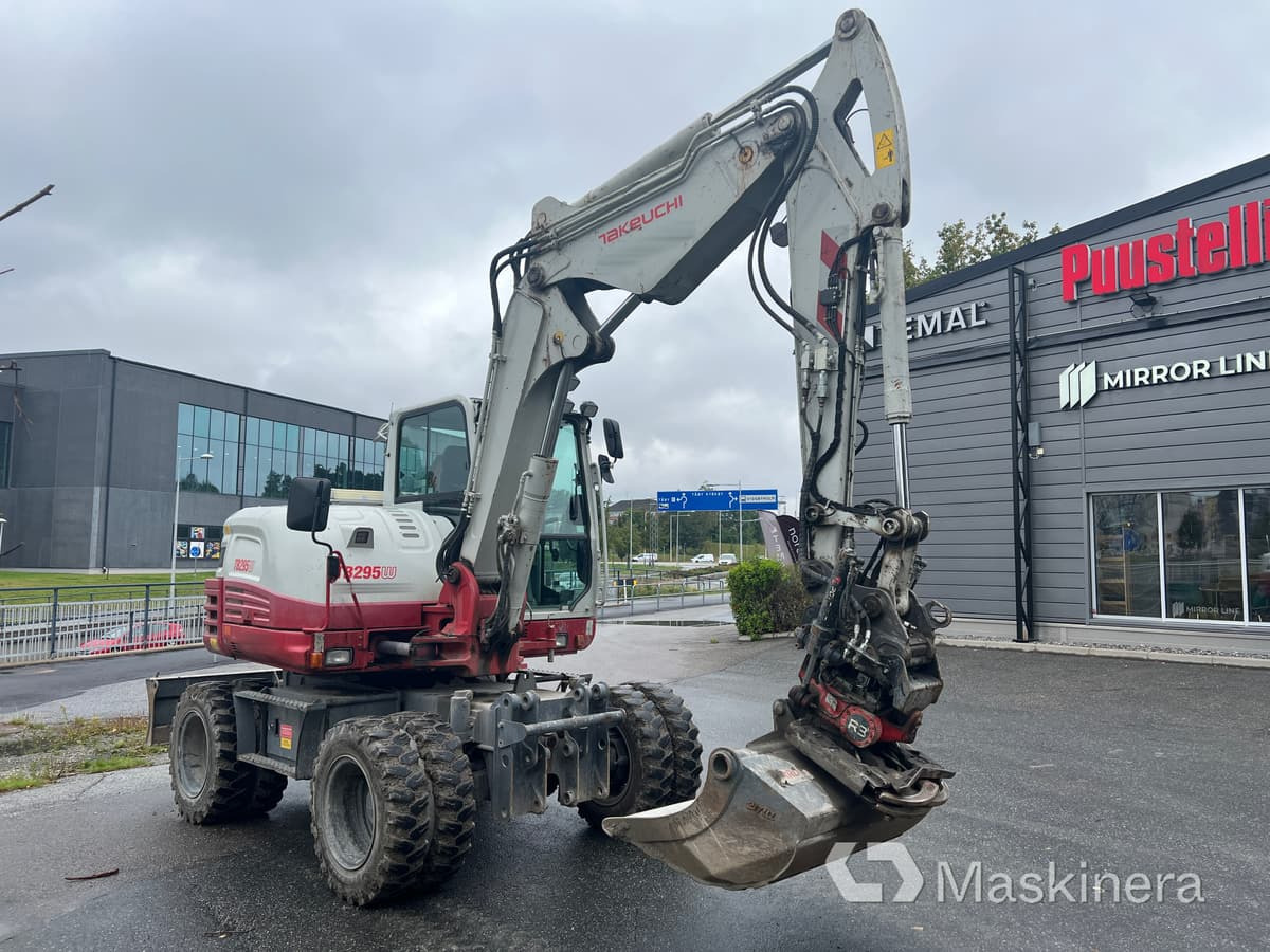 Hjulgrävare Takeuchi TB295W - Excavator pe şenile: Foto 3 Hjulgrävare Takeuchi TB295W - Excavator pe şenile: Foto 3