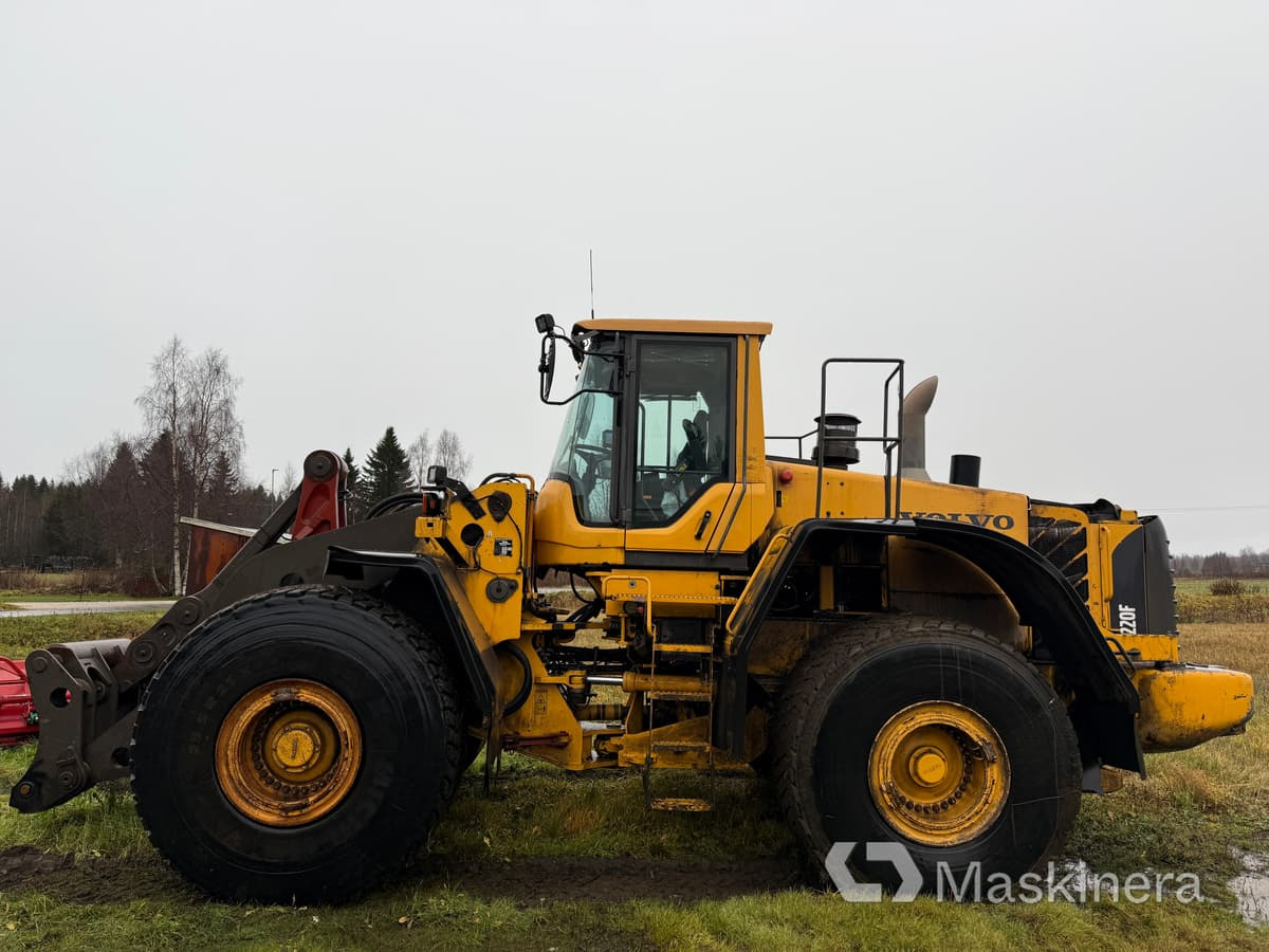 Hjullastare Volvo L220F - Încărcător frontal pe pneuri: Foto 2 Hjullastare Volvo L220F - Încărcător frontal pe pneuri: Foto 2