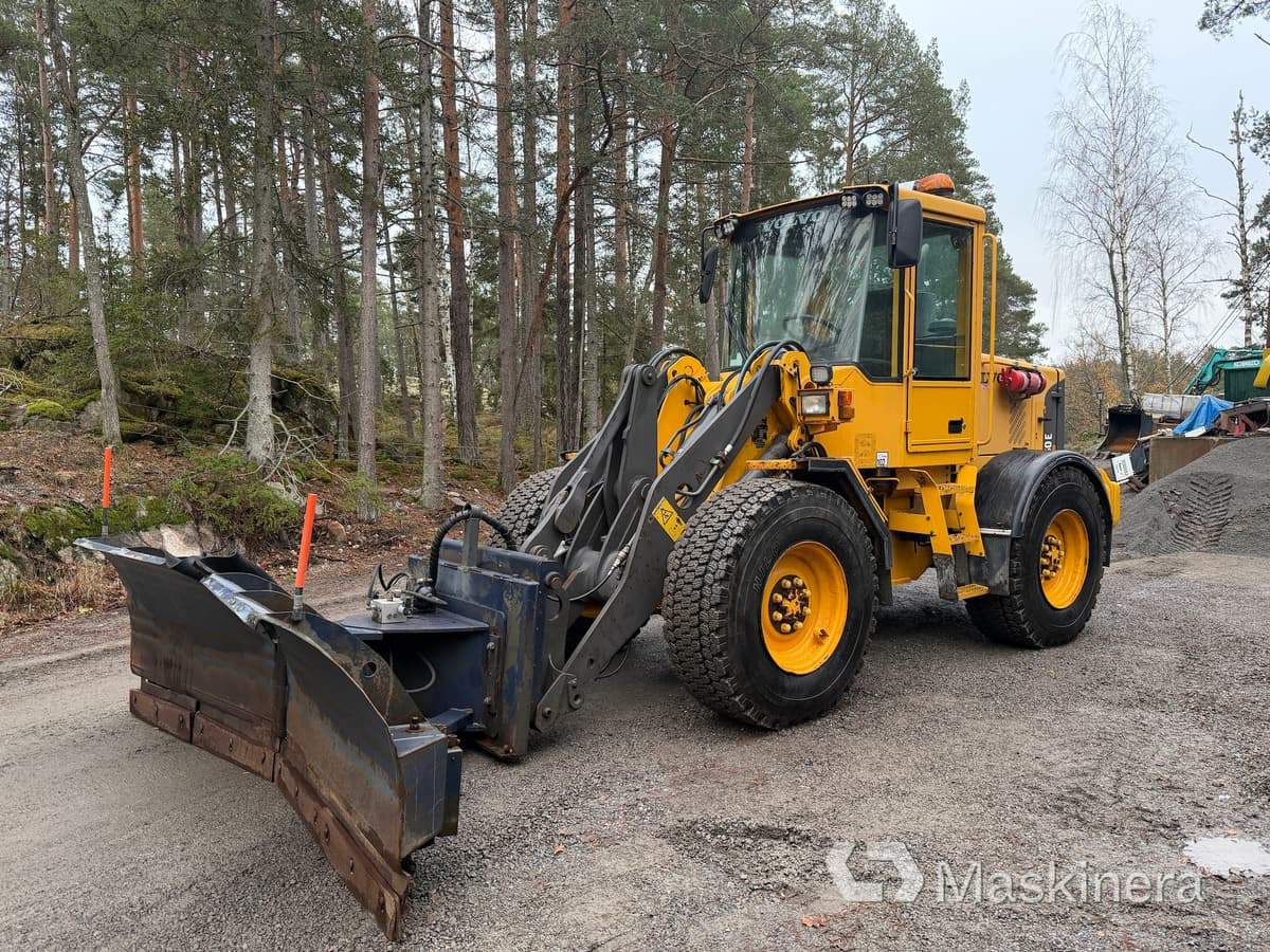 Hjullastare Volvo L50E med tillbehör - Încărcător frontal pe pneuri: Foto 1 Hjullastare Volvo L50E med tillbehör - Încărcător frontal pe pneuri: Foto 1