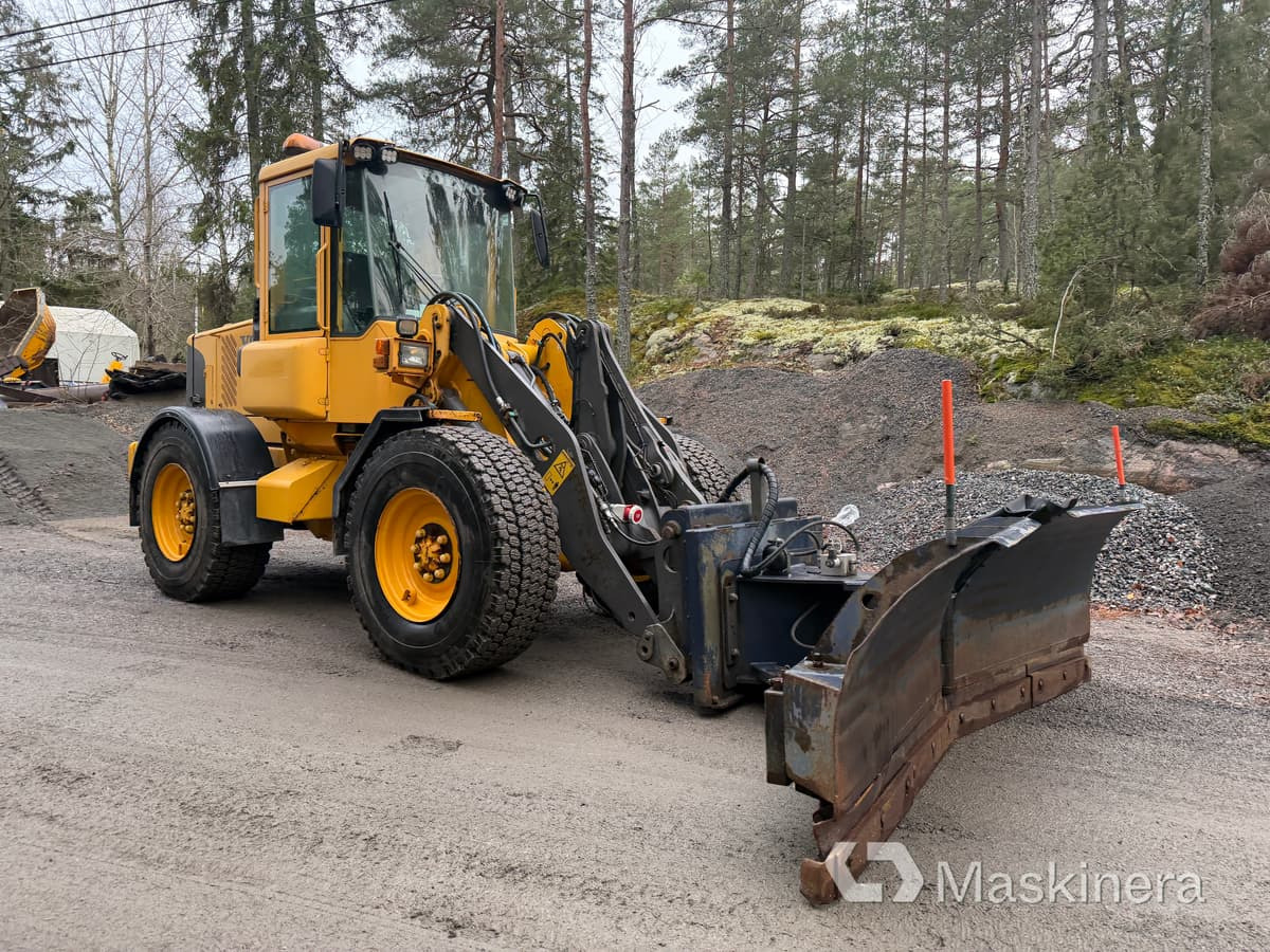 Hjullastare Volvo L50E med tillbehör - Încărcător frontal pe pneuri: Foto 3 Hjullastare Volvo L50E med tillbehör - Încărcător frontal pe pneuri: Foto 3