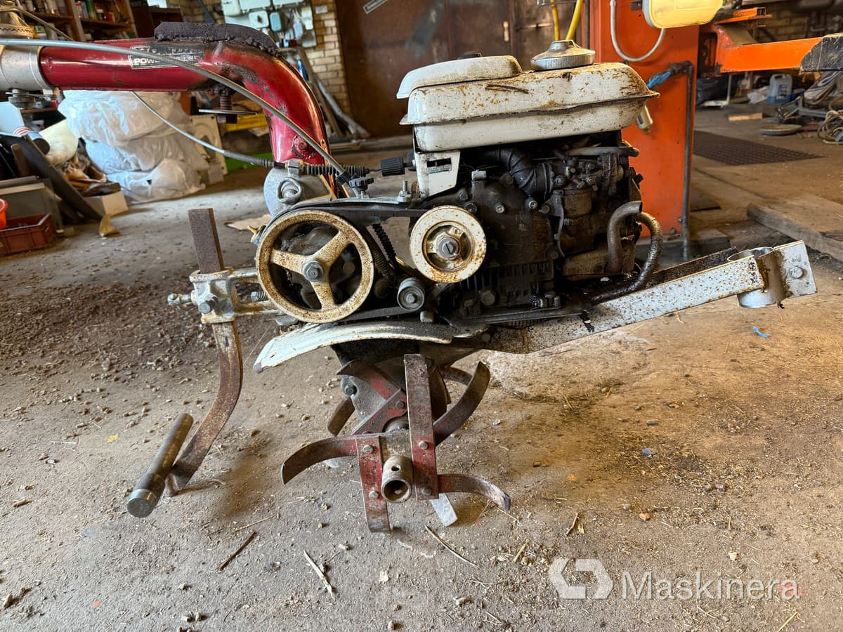 Jordfräs Honda F28C (Rep.objekt) - Motocultor: Foto 2 Jordfräs Honda F28C (Rep.objekt) - Motocultor: Foto 2