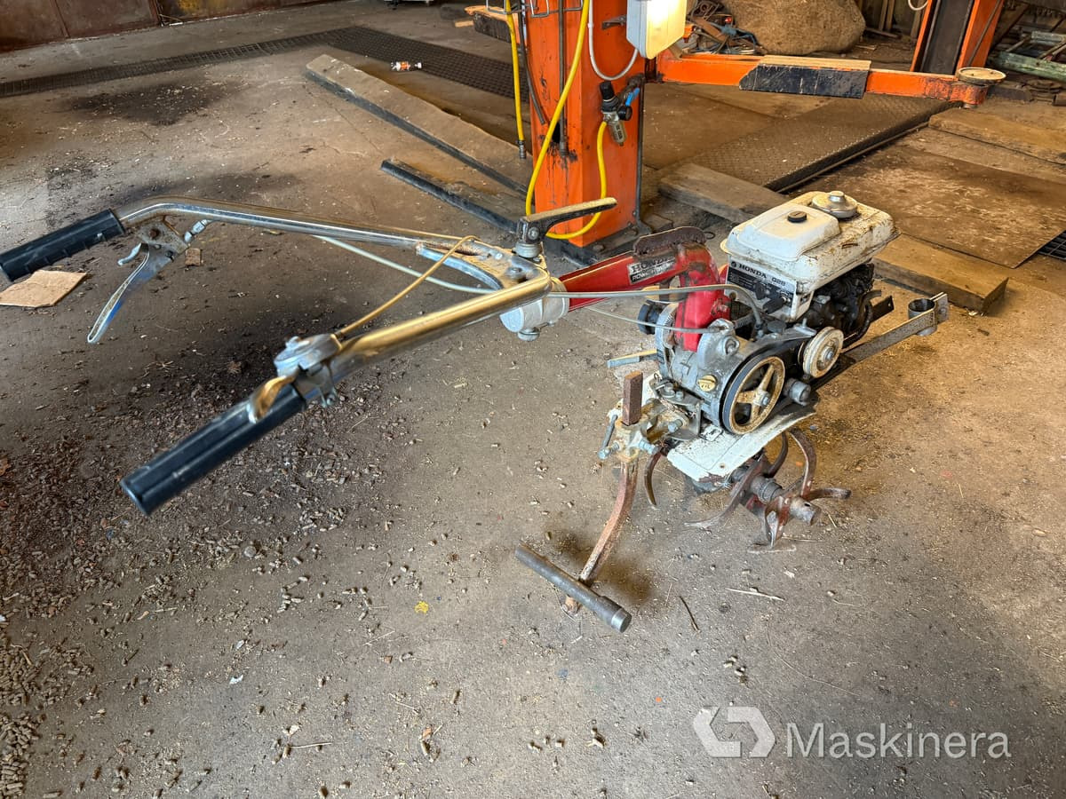 Jordfräs Honda F28C (Rep.objekt) - Motocultor: Foto 3 Jordfräs Honda F28C (Rep.objekt) - Motocultor: Foto 3