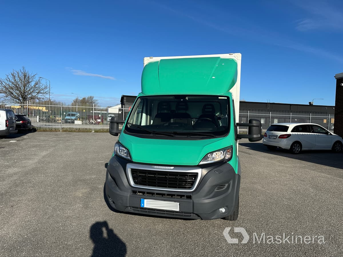 Lastbil Peugeot Boxer 2017 - Autoutilitară box: Foto 2 Lastbil Peugeot Boxer 2017 - Autoutilitară box: Foto 2