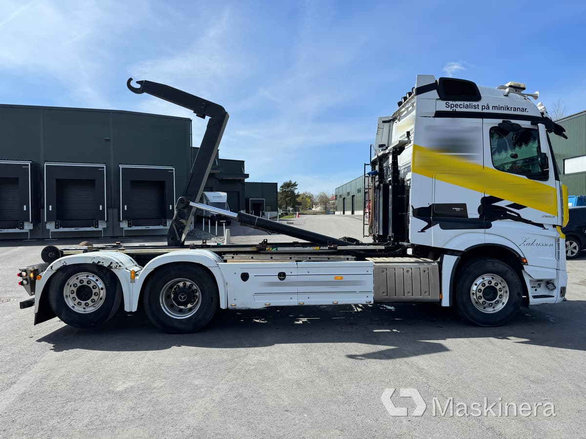 Lastväxlare Mercedes-Benz Actros - Camion cu cârlig: Foto 5 Lastväxlare Mercedes-Benz Actros - Camion cu cârlig: Foto 5