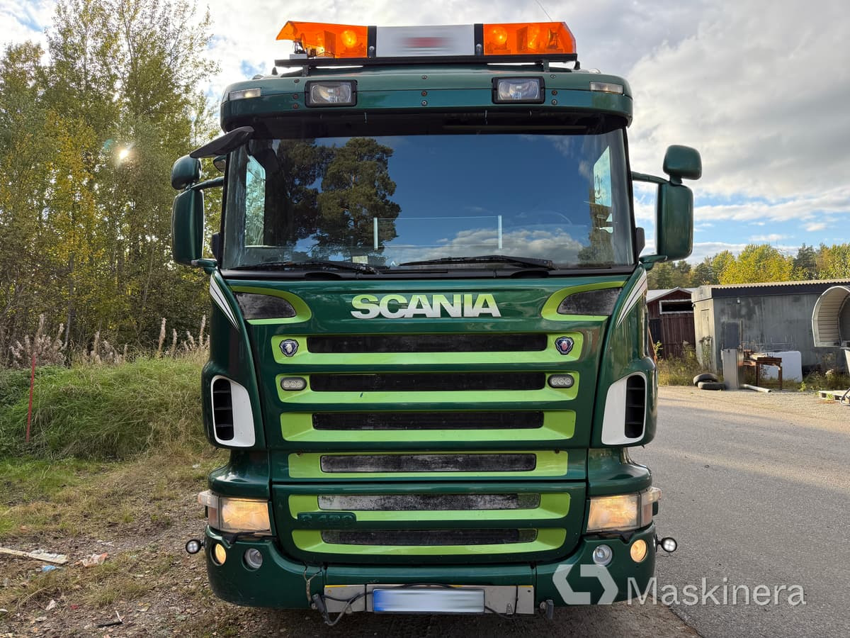 Lastväxlare Scania R420 6X4 Tridem med maskinflak och grusflak - Camion cu cârlig: Foto 2 Lastväxlare Scania R420 6X4 Tridem med maskinflak och grusflak - Camion cu cârlig: Foto 2