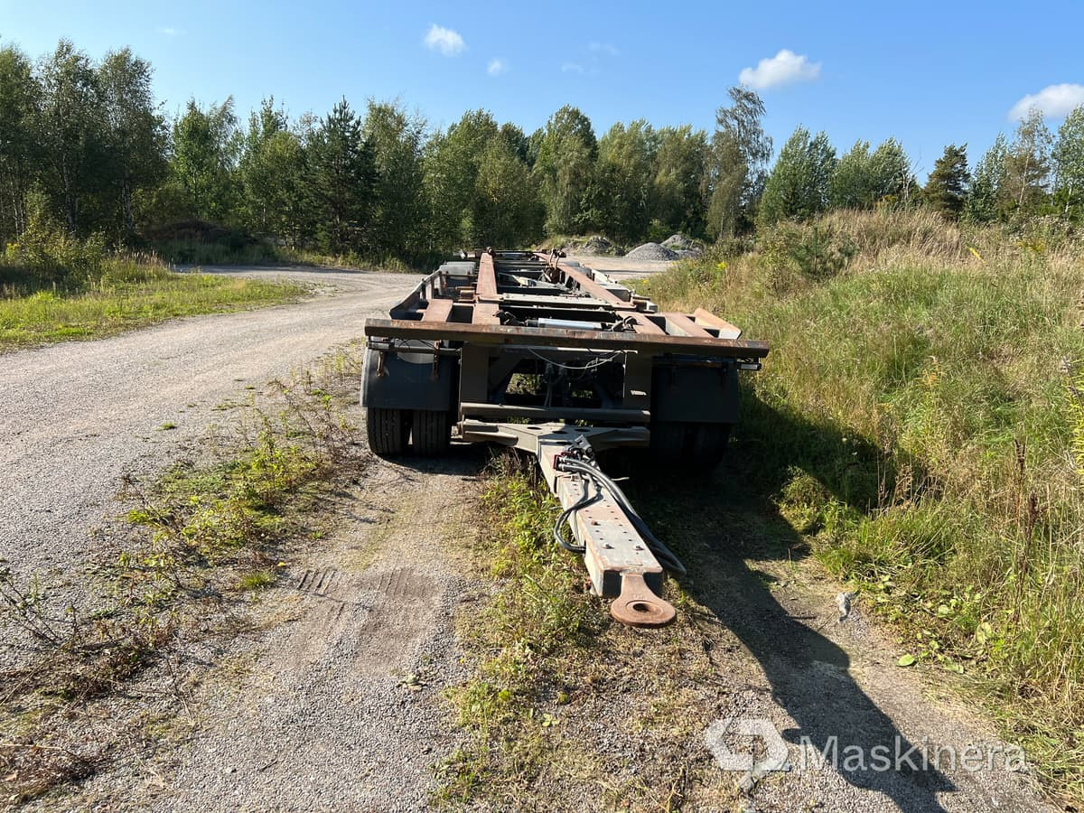 Lastväxlarsläp Cmt PT 12-20 - Remorcă abroll/ Skiploader: Foto 2 Lastväxlarsläp Cmt PT 12-20 - Remorcă abroll/ Skiploader: Foto 2
