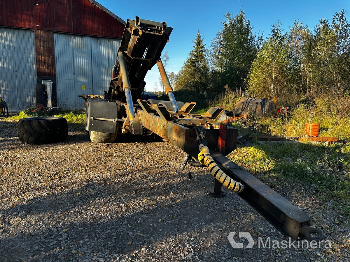 Livab kran Lastväxlarsläp Livab krok (Rep.Objekt) - Remorcă abroll/ Skiploader: Foto 1 Livab kran Lastväxlarsläp Livab krok (Rep.Objekt) - Remorcă abroll/ Skiploader: Foto 1