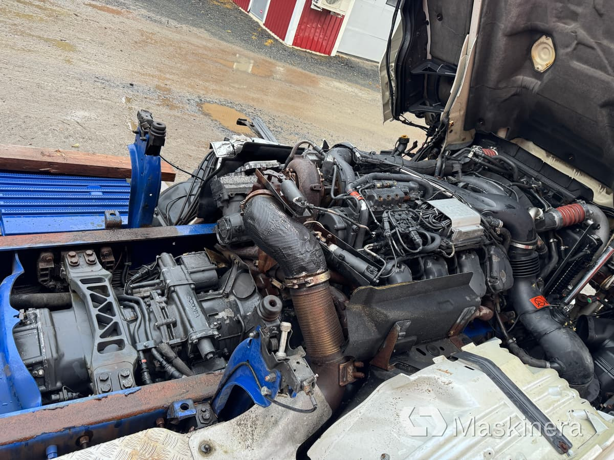 Motor med växellåda Scania 730 - Motor şi piese pentru Camion: Foto 4 Motor med växellåda Scania 730 - Motor şi piese pentru Camion: Foto 4