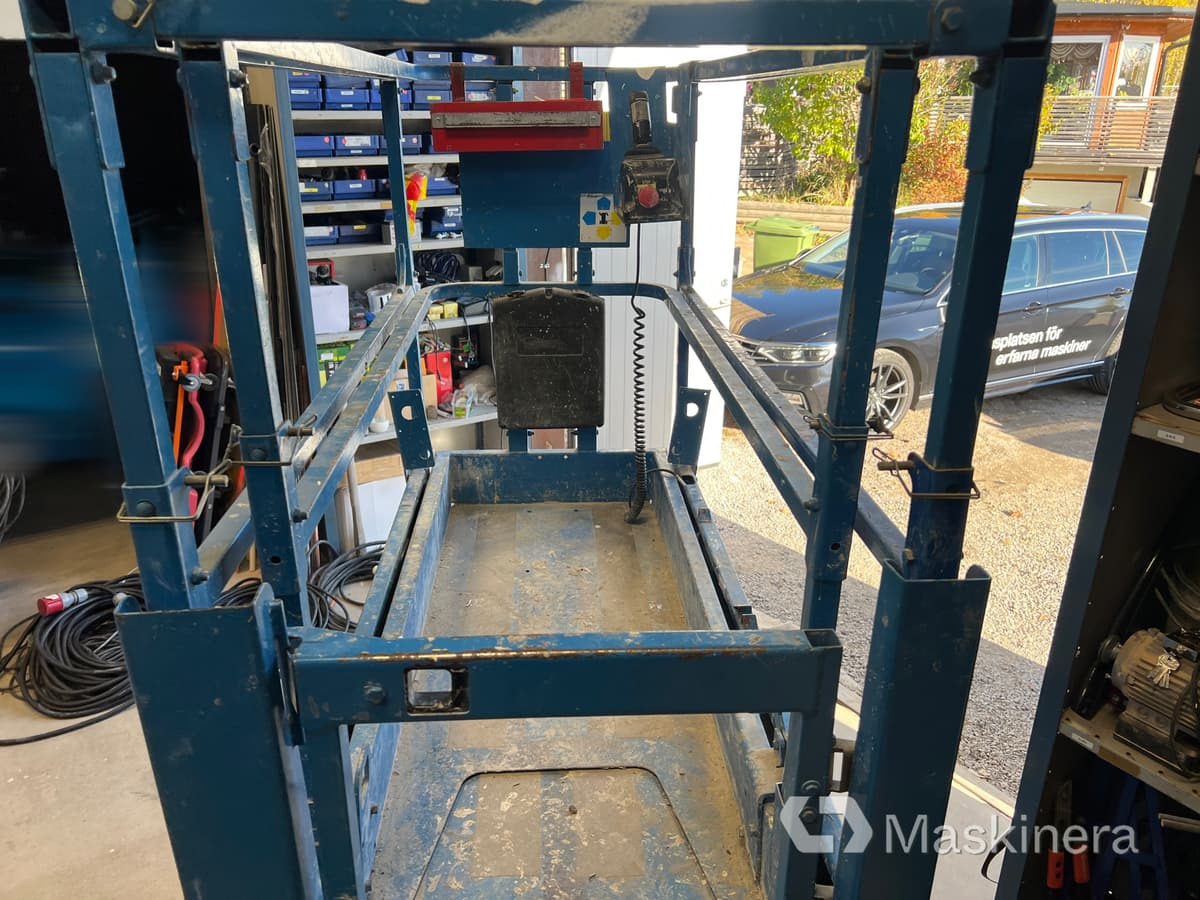 Platforma foarfeca Saxlift Genie GS-1932: Foto 16 Platforma foarfeca Saxlift Genie GS-1932: Foto 16