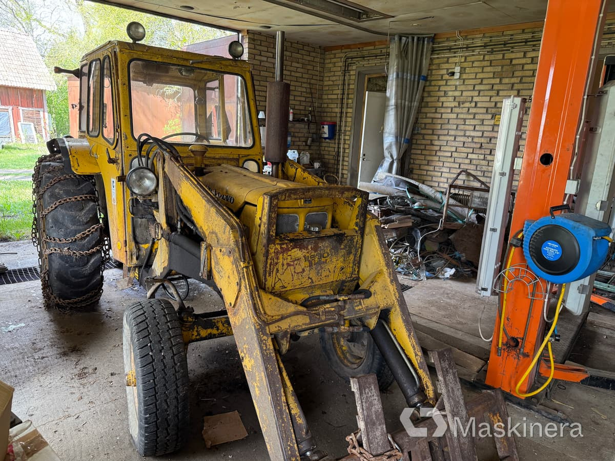 Traktor Volvo BM 400 med lastare (Rep. objekt) - Tractor agricol: Foto 3 Traktor Volvo BM 400 med lastare (Rep. objekt) - Tractor agricol: Foto 3