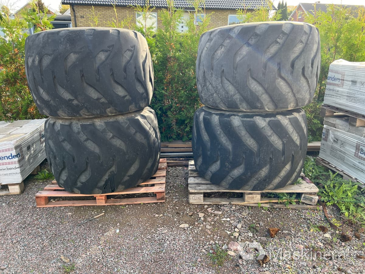 Trelleborg Excavator T480 Däck på fälg Trelleborg T480, 710/40-22,5, 4 st - Roată completă pentru Utilaje constructii: Foto 1 Trelleborg Excavator T480 Däck på fälg Trelleborg T480, 710/40-22,5, 4 st - Roată completă pentru Utilaje constructii: Foto 1