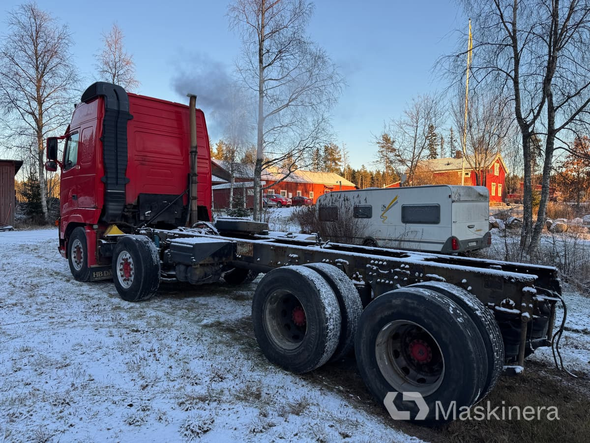 Volvo FH-520 6*4 Lastbil Volvo FH 520 6*4 chassi - Camion şasiu: Foto 3 Volvo FH-520 6*4 Lastbil Volvo FH 520 6*4 chassi - Camion şasiu: Foto 3