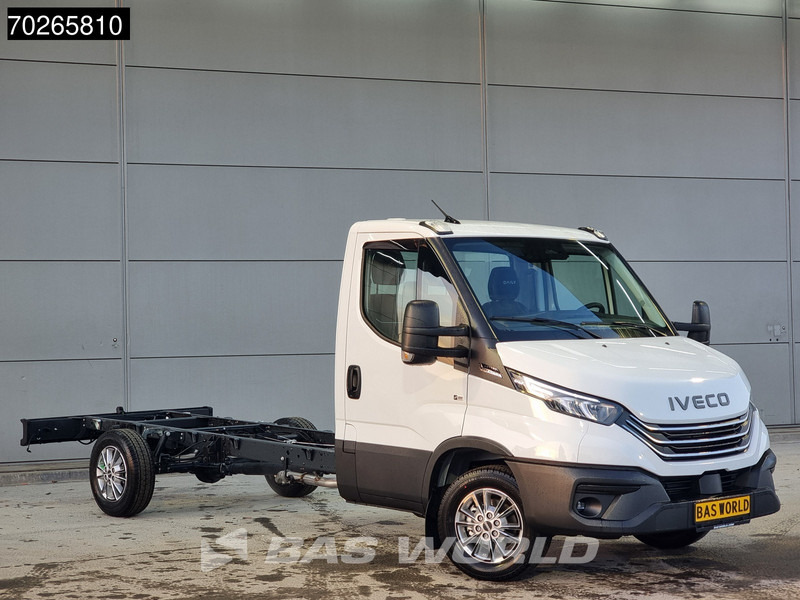 Iveco Daily 35S16 Automaat 410wb 2025model Chassis Cabine Camera Scherm Airco Cruise Fahrgestell Airco Cruise control - Autoutilitară: Foto 2 Iveco Daily 35S16 Automaat 410wb 2025model Chassis Cabine Camera Scherm Airco Cruise Fahrgestell Airco Cruise control - Autoutilitară: Foto 2
