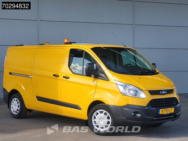 Ford Transit Custom 130PK Trekhaak L2H1 Airco Cruise Parkeersensoren Euro6 L2 7m3 Airco Trekhaak Cruise control - Autoutilitară compactă: Foto 3 Ford Transit Custom 130PK Trekhaak L2H1 Airco Cruise Parkeersensoren Euro6 L2 7m3 Airco Trekhaak Cruise control - Autoutilitară compactă: Foto 3