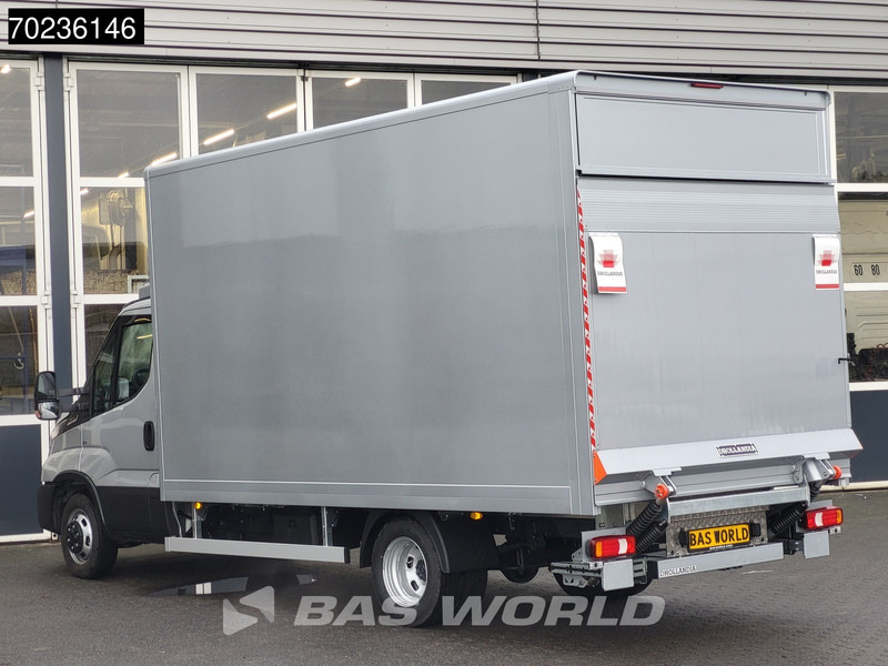 Iveco Daily 35C18 2025 MODEL Automaat 1000kg Laadklep ACC Navi Airco Zijdeur Bakwagen Meubelbak Koffer 22m3 Airco - Autoutilitară box: Foto 2 Iveco Daily 35C18 2025 MODEL Automaat 1000kg Laadklep ACC Navi Airco Zijdeur Bakwagen Meubelbak Koffer 22m3 Airco - Autoutilitară box: Foto 2