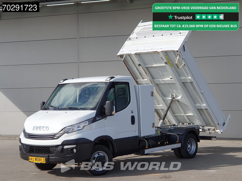 Iveco Daily 35C18 3.0L Automaat Open Laadbak met Kist Dubbellucht 3,5t Trekhaak Airco Euro6 Pritsche Pickup Open Box 2m3 Airco Trekhaak Crui - Autoutilitară cu platformă: Foto 1 Iveco Daily 35C18 3.0L Automaat Open Laadbak met Kist Dubbellucht 3,5t Trekhaak Airco Euro6 Pritsche Pickup Open Box 2m3 Airco Trekhaak Crui - Autoutilitară cu platformă: Foto 1