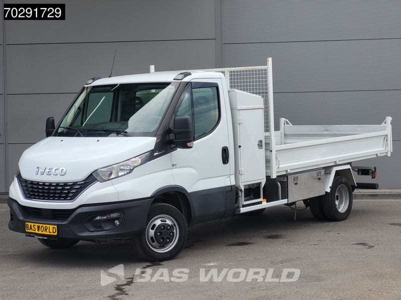 Iveco Daily 35C18 3.0L Automaat Open Laadbak met Kist Dubbellucht 3,5t Trekhaak Cruise Euro6 Pritsche Pickup Open Box 2m3 Trekhaak Cruise co - Autoutilitară cu platformă: Foto 2 Iveco Daily 35C18 3.0L Automaat Open Laadbak met Kist Dubbellucht 3,5t Trekhaak Cruise Euro6 Pritsche Pickup Open Box 2m3 Trekhaak Cruise co - Autoutilitară cu platformă: Foto 2
