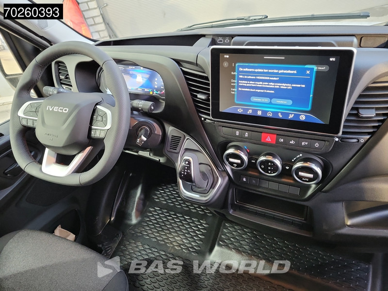 Interior photo 1: Autoutilitară cu prelată nou Iveco Daily 35C21 3.0L Automaat Schuifzeilen Laadklep 210PK 2025-Model Dubbellucht ACC LED CarPlay Euro6 Schuifzeil Zeilen Koffer Meubelbak