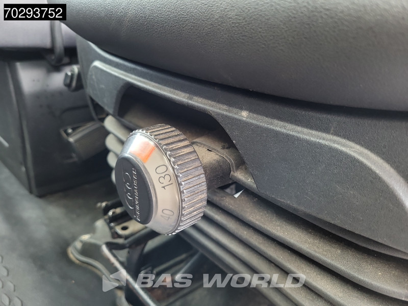 Autoutilitară cu platformă Iveco Daily 35S11 Open Laadbak 3,5t Trekhaak Airco Pritsche Pickup Open Box Airco Trekhaak: Foto 19 Autoutilitară cu platformă Iveco Daily 35S11 Open Laadbak 3,5t Trekhaak Airco Pritsche Pickup Open Box Airco Trekhaak: Foto 19