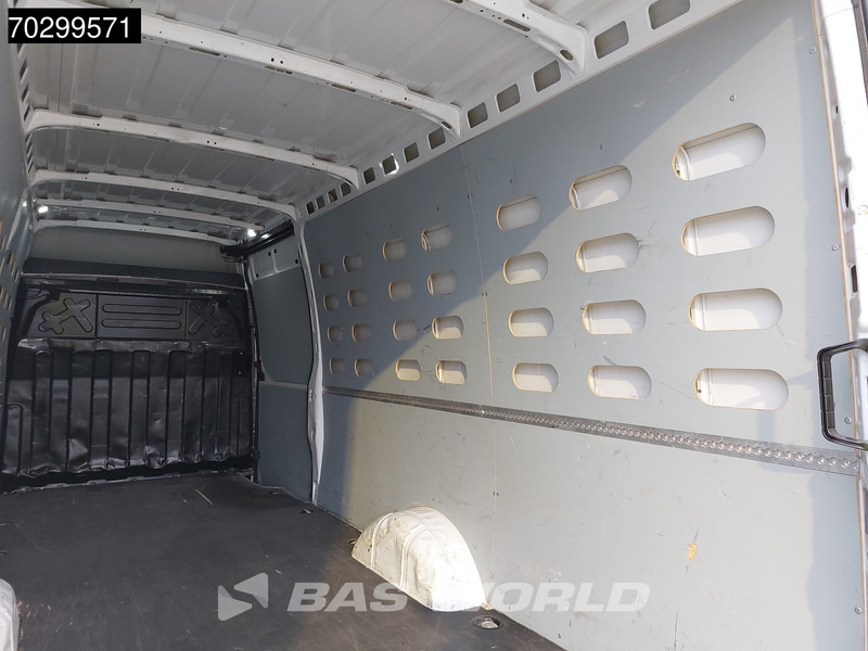 Dubă Iveco Daily 35S14 Automaat L3H2 3,5t Trekhaak Airco Cruise Euro6 L3 Airco Trekhaak Cruise control: Foto 8 Dubă Iveco Daily 35S14 Automaat L3H2 3,5t Trekhaak Airco Cruise Euro6 L3 Airco Trekhaak Cruise control: Foto 8