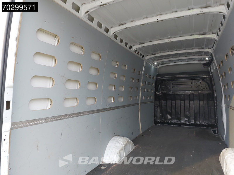 Dubă Iveco Daily 35S14 Automaat L3H2 3,5t Trekhaak Airco Cruise Euro6 L3 Airco Trekhaak Cruise control: Foto 9 Dubă Iveco Daily 35S14 Automaat L3H2 3,5t Trekhaak Airco Cruise Euro6 L3 Airco Trekhaak Cruise control: Foto 9