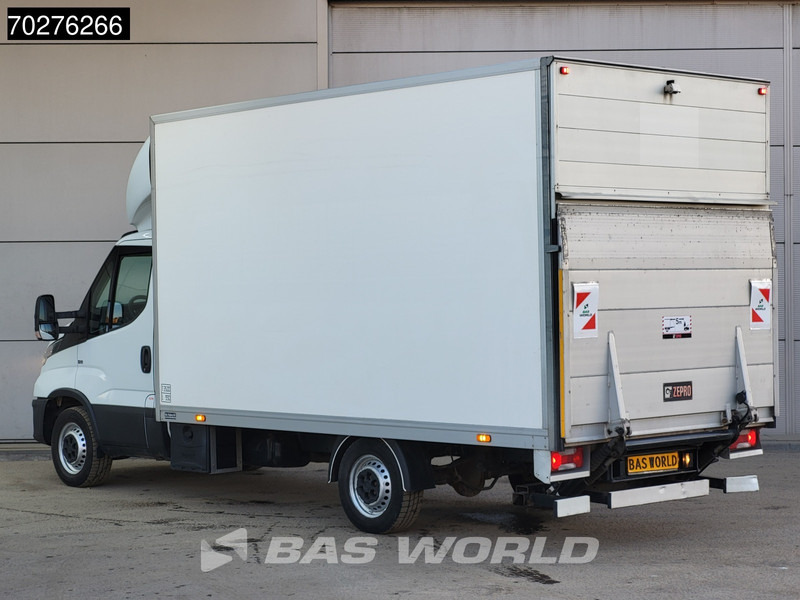 Iveco Daily 35S14 Automaat Laadklep Bakwagen Zijdeur Airco Cruise Meubelbak Koffer Airco Cruise control - Autoutilitară box: Foto 2 Iveco Daily 35S14 Automaat Laadklep Bakwagen Zijdeur Airco Cruise Meubelbak Koffer Airco Cruise control - Autoutilitară box: Foto 2