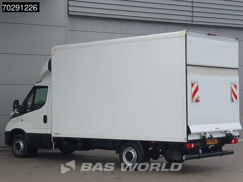 Iveco Daily 35S16 Automaat Bakwagen Laadklep Airco Camera Euro6 Meubelbak Koffer 21m3 Airco - Autoutilitară box: Foto 2 Iveco Daily 35S16 Automaat Bakwagen Laadklep Airco Camera Euro6 Meubelbak Koffer 21m3 Airco - Autoutilitară box: Foto 2