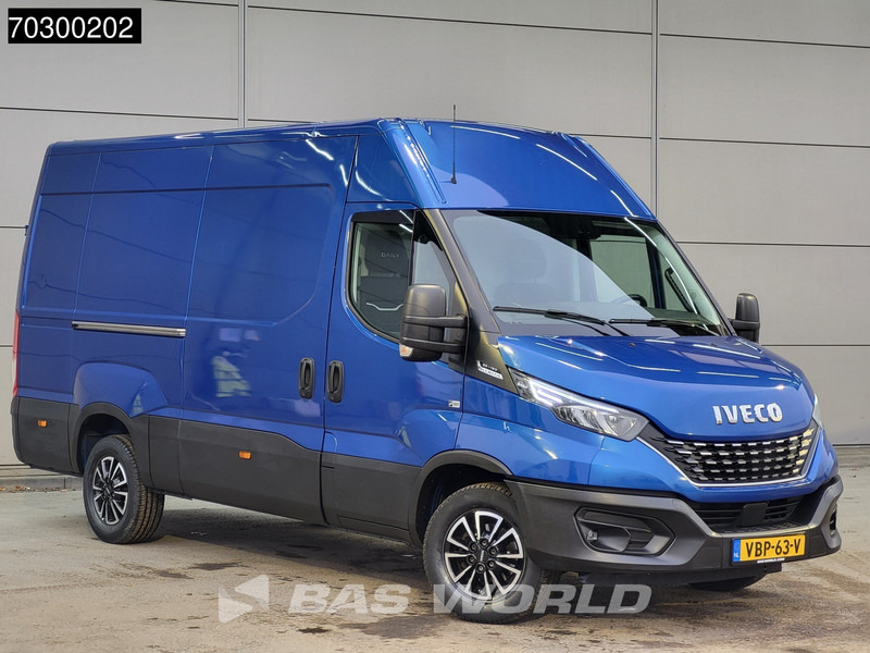 Iveco Daily 35S16 Automaat L2H2 3,5t Trekhaak ACC LED Airco Cruise Camera Parkeersensoren LM-Velgen Euro6 L2 Airco Trekhaak - Dubă: Foto 3 Iveco Daily 35S16 Automaat L2H2 3,5t Trekhaak ACC LED Airco Cruise Camera Parkeersensoren LM-Velgen Euro6 L2 Airco Trekhaak - Dubă: Foto 3