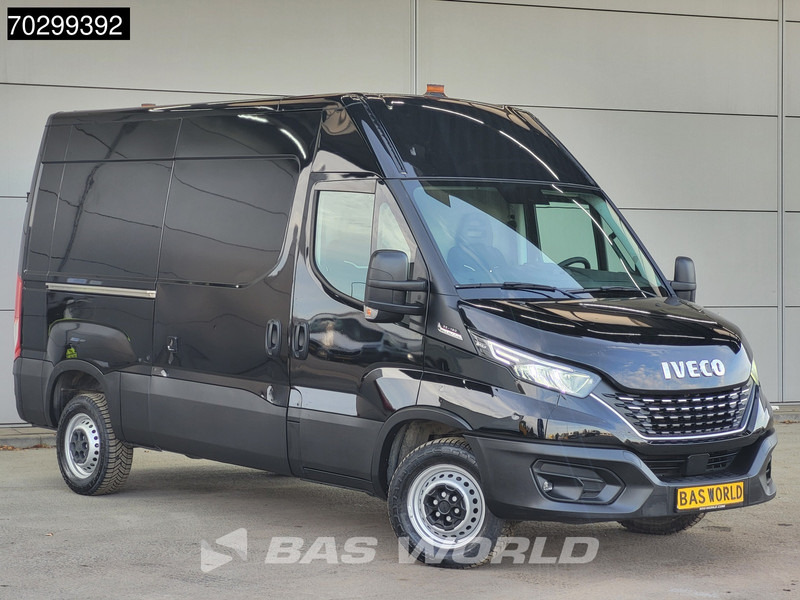 Iveco Daily 35S18 3.0L Automaat L2H2 180PK ACC LED Navi Airco 3,5t Trekgewicht Euro6 L2H2 Airco - Dubă: Foto 3 Iveco Daily 35S18 3.0L Automaat L2H2 180PK ACC LED Navi Airco 3,5t Trekgewicht Euro6 L2H2 Airco - Dubă: Foto 3