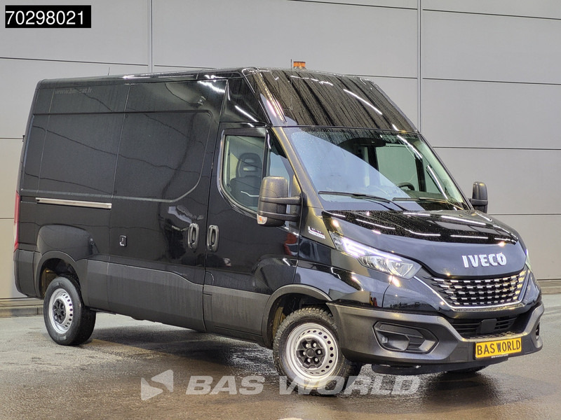 Iveco Daily 35S18 3.0L Automaat L2H2 3,5t Trekgewicht 180PK LED ACC Navi Airco Euro6 L2 Airco - Dubă: Foto 3 Iveco Daily 35S18 3.0L Automaat L2H2 3,5t Trekgewicht 180PK LED ACC Navi Airco Euro6 L2 Airco - Dubă: Foto 3