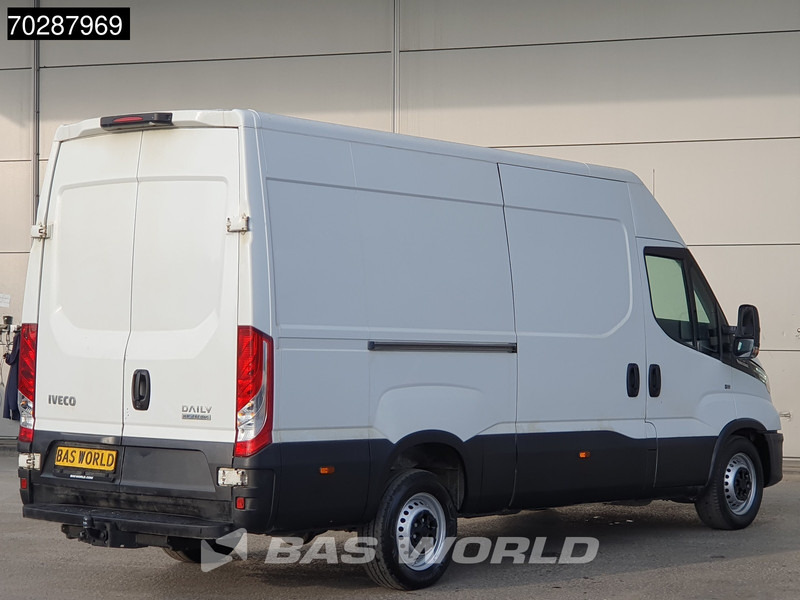 Iveco Daily 35S18 3.0L Automaat L2H2 3,5t Trekhaak 180PK LED Navi Airco Cruise Camera Euro6 L2 12m3 Airco Trekhaak Cruise control - Dubă: Foto 3 Iveco Daily 35S18 3.0L Automaat L2H2 3,5t Trekhaak 180PK LED Navi Airco Cruise Camera Euro6 L2 12m3 Airco Trekhaak Cruise control - Dubă: Foto 3