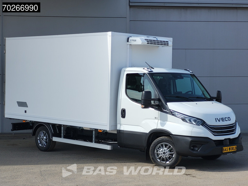 Iveco Daily 35S18 3.0L Koelwagen Vriezer Thermoking V-200 MAX 220V stekker -18 LED Navi Airco ACC Koel Koeler Kühler Kühlwagen Bakwagen Kühl - Autoutilitară frigorifica: Foto 3 Iveco Daily 35S18 3.0L Koelwagen Vriezer Thermoking V-200 MAX 220V stekker -18 LED Navi Airco ACC Koel Koeler Kühler Kühlwagen Bakwagen Kühl - Autoutilitară frigorifica: Foto 3
